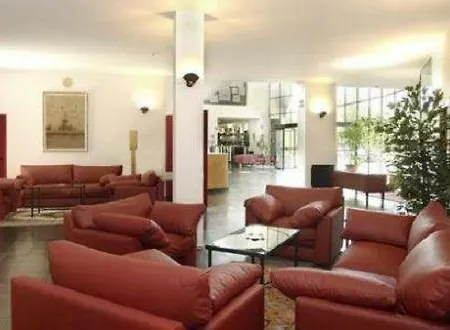 Otel Kross A Estrada